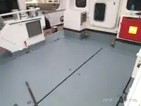 ક્રૂ બોટ વેચાણ માટે
