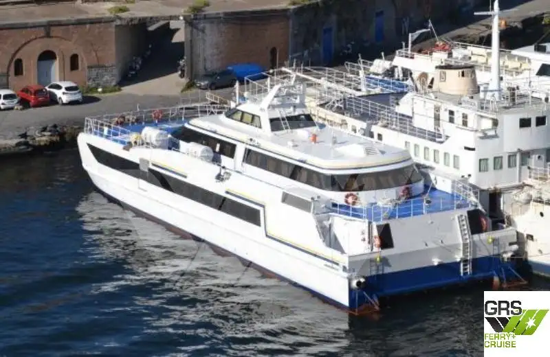 રોપેક્સ જહાજ વેચાણ માટે