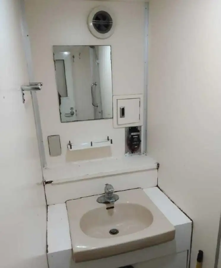 પાયલોટ બોટ વેચાણ માટે