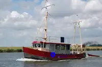 ટ્રોલર વેચાણ માટે