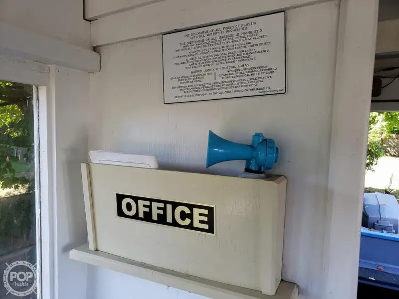 ફેરી જહાજ વેચાણ માટે