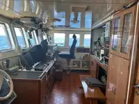 ટ્રોલર વેચાણ માટે