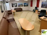 રહેઠાણ માટેનું બાર્જ વેચાણ માટે