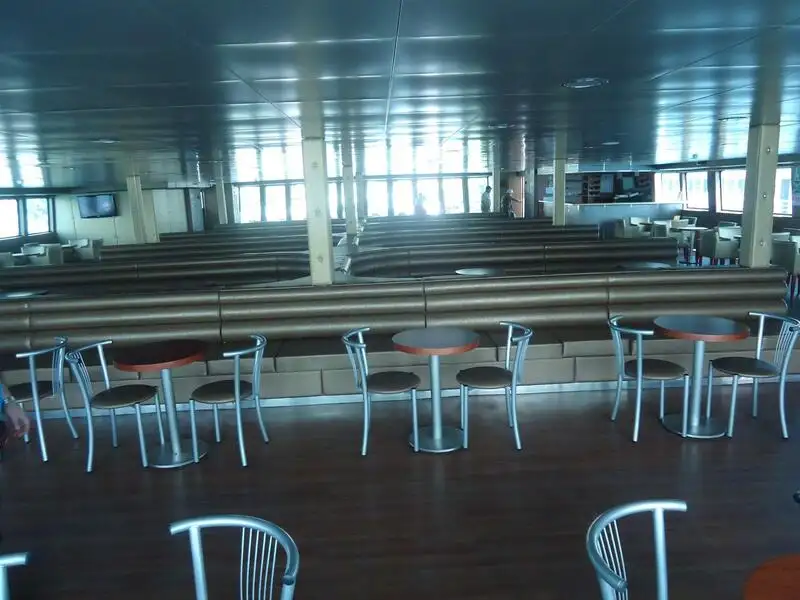 ફેરી જહાજ વેચાણ માટે