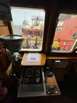 કન્ટેનર જહાજ વેચાણ માટે