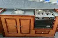 વર્ક બોટ વેચાણ માટે