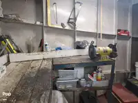 ટ્રોલર વેચાણ માટે