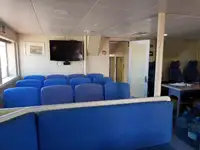 પેટ્રોલ બોટ વેચાણ માટે