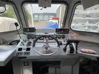 પેટ્રોલ બોટ વેચાણ માટે