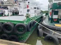 ક્રૂ બોટ વેચાણ માટે