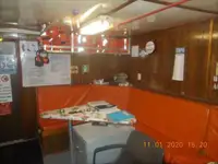 ક્રૂ બોટ વેચાણ માટે