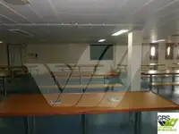 રહેઠાણ માટેનું બાર્જ વેચાણ માટે