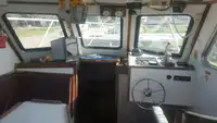ટ્રોલર વેચાણ માટે