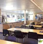 રહેઠાણ માટેનું બાર્જ વેચાણ માટે