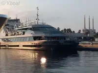 ક્રૂઝ જહાજ વેચાણ માટે