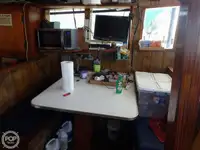 ટ્રોલર વેચાણ માટે