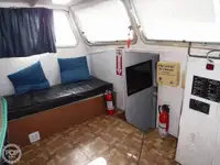 ટ્રોલર વેચાણ માટે