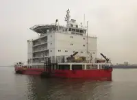 રહેઠાણ માટેનું બાર્જ વેચાણ માટે