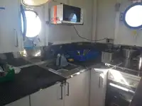 ટોવબોટ વેચાણ માટે