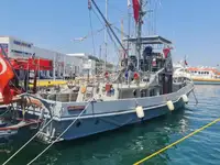 ફાયરબોટ વેચાણ માટે