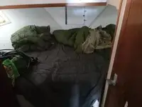 ક્રૂ બોટ વેચાણ માટે