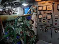 ટોવબોટ વેચાણ માટે