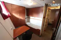 ફ્લોટિંગ હોટેલ વેચાણ માટે