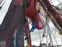ટ્રોલર વેચાણ માટે