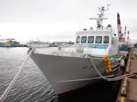 પેટ્રોલ બોટ વેચાણ માટે