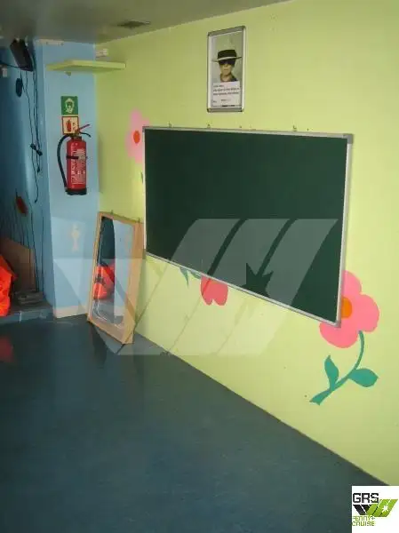 ક્રૂઝ જહાજ વેચાણ માટે