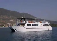 કેટામરાન વેચાણ માટે