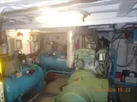 ક્રૂ બોટ વેચાણ માટે
