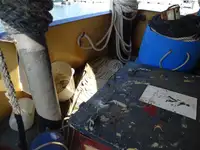 વર્ક બોટ વેચાણ માટે