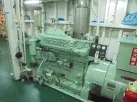 પેટ્રોલ બોટ વેચાણ માટે