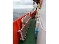 ક્રૂ બોટ વેચાણ માટે