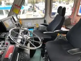 ક્રૂ બોટ વેચાણ માટે