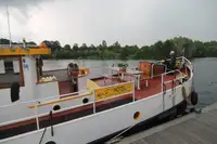 ક્રૂઝ જહાજ વેચાણ માટે