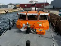 ક્રૂ બોટ વેચાણ માટે