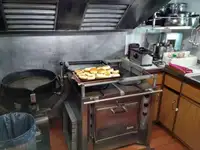 ટ્રોલર વેચાણ માટે