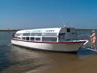 ફેરી જહાજ વેચાણ માટે