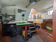 વર્ક બોટ વેચાણ માટે