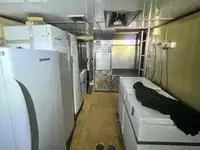 ટ્રોલર વેચાણ માટે