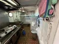 ટ્રોલર વેચાણ માટે