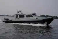 પેટ્રોલ બોટ વેચાણ માટે