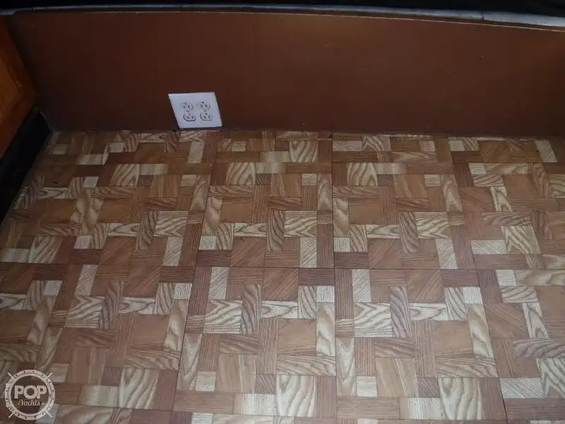 ટ્રોલર વેચાણ માટે