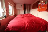ફ્લોટિંગ હોટેલ વેચાણ માટે