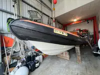 વર્ક બોટ વેચાણ માટે