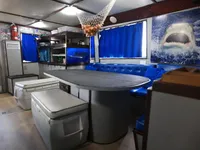 સંશોધન જહાજ વેચાણ માટે