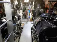 પેટ્રોલ બોટ વેચાણ માટે