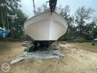 ટ્રોલર વેચાણ માટે